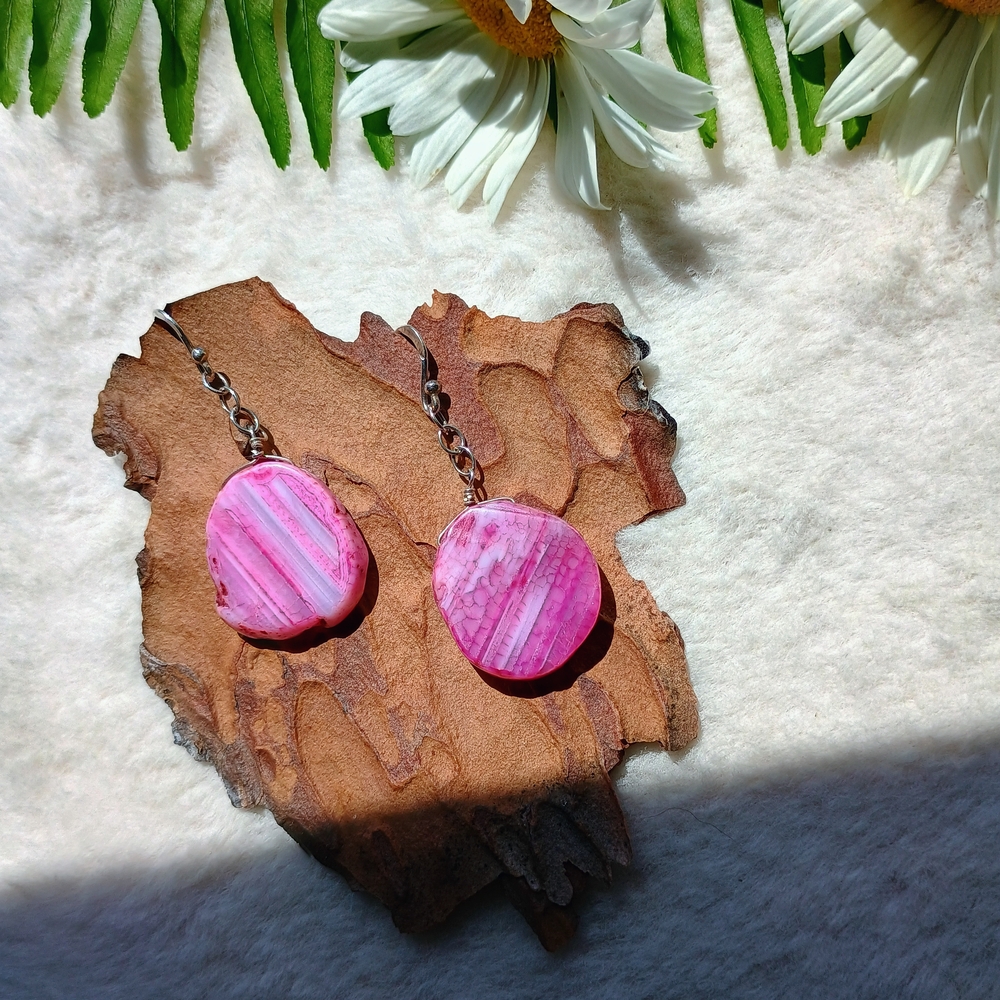 Vintage pink thick sliced agate drop earrings on thick silver ear wires, boho
